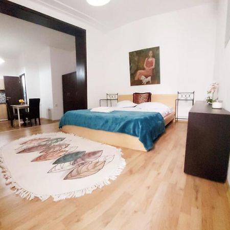 Happy Accomodation بوخارست المظهر الخارجي الصورة