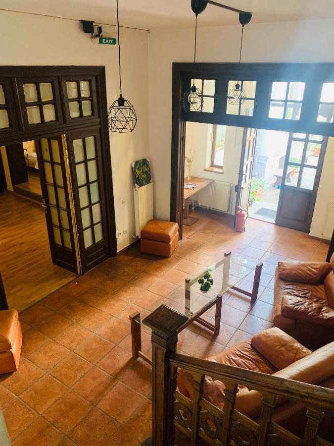 Happy Accomodation بوخارست المظهر الخارجي الصورة