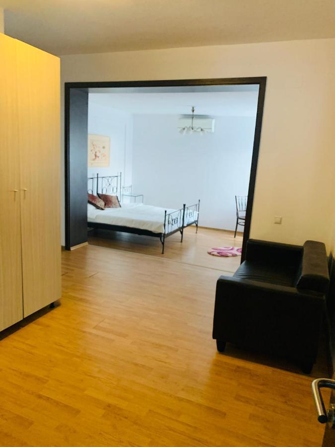 Happy Accomodation بوخارست المظهر الخارجي الصورة