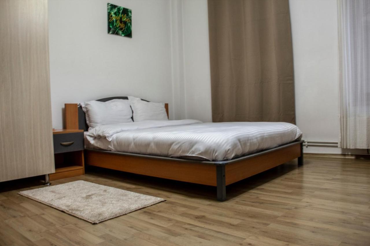Happy Accomodation بوخارست المظهر الخارجي الصورة
