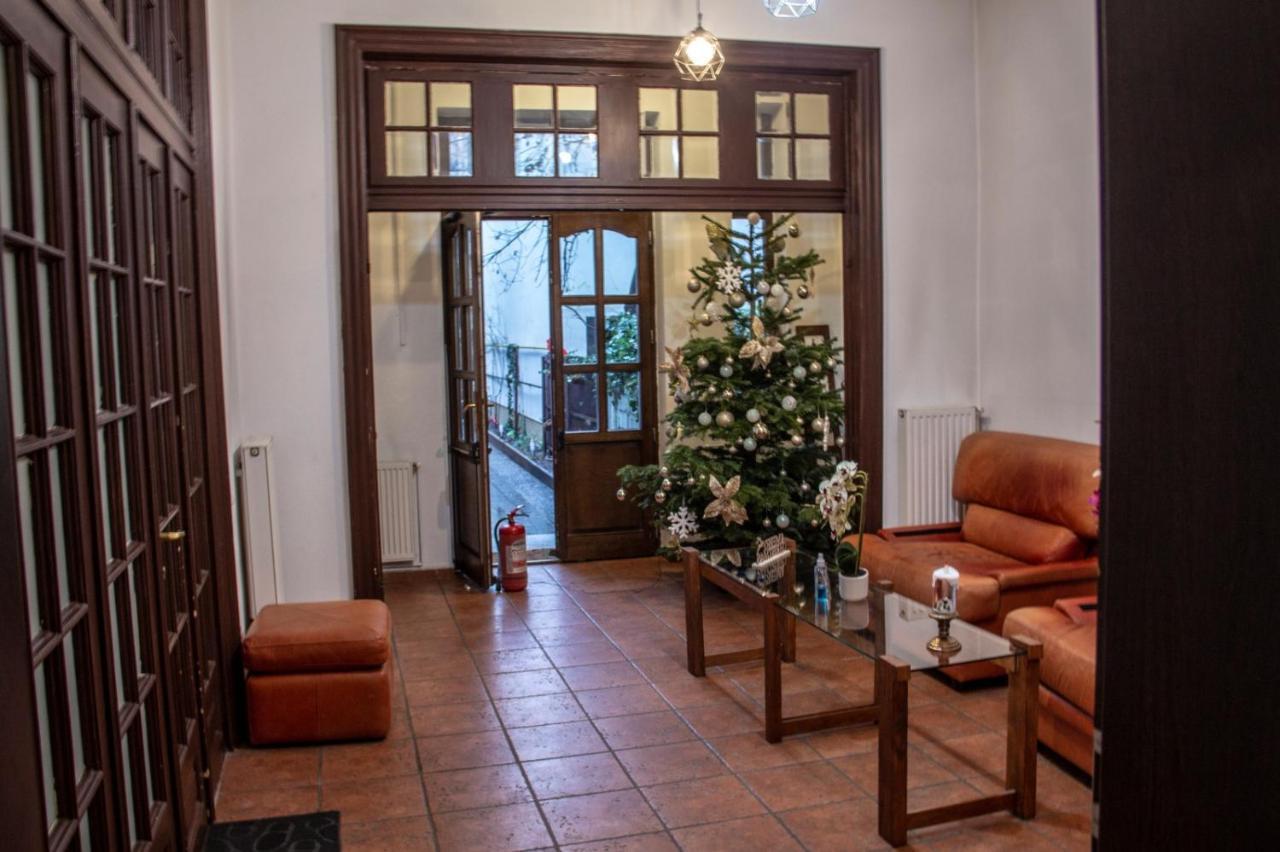 Happy Accomodation بوخارست المظهر الخارجي الصورة
